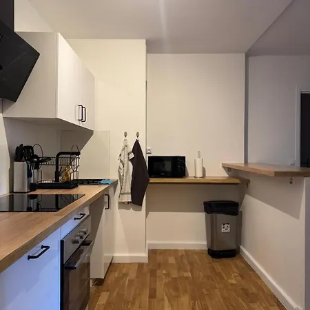 Appartamento Large For 10 People Saint Fargeau Parigi